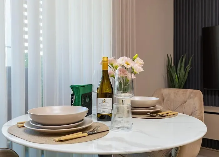 Apartamento Royal Garden With Private Parking *