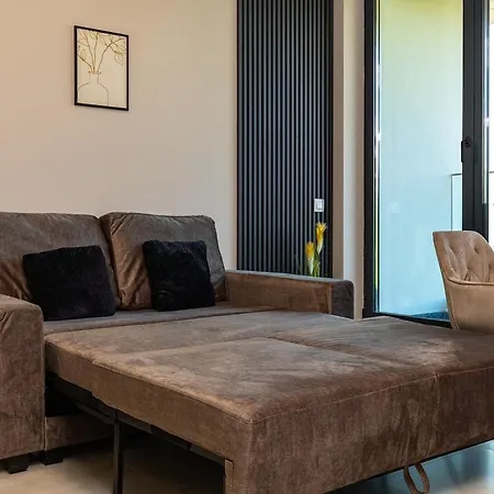 Apartment Royal Garden With Private Parking Plovdiv