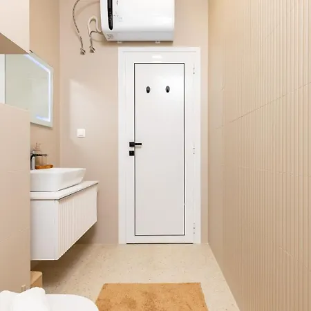 Apartment Royal Garden With Private Parking Plovdiv