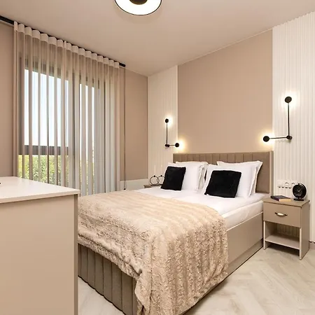 Apartment Royal Garden With Private Parking Plovdiv