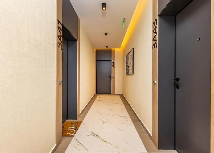 Royal Garden With Private Parking