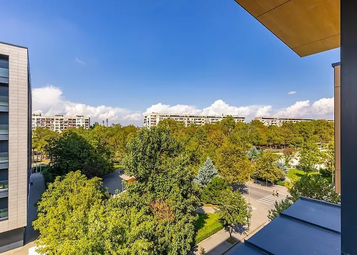 Royal Garden With Private Parking * 普罗夫迪夫